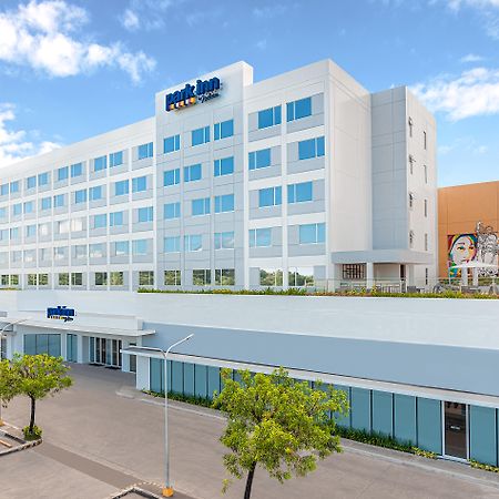 Park Inn By Radisson 바콜로드 외부 사진